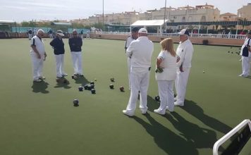 Emerald Isle Bowls Club with Elwyn Morris