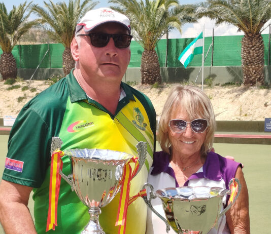 National singles winners Pete Bonsor and Izzie McKay