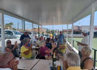 A Bubbles fun day for 2 members who are leaving Spain, was played on Tuesday, with a good turn out of 30 members attending.