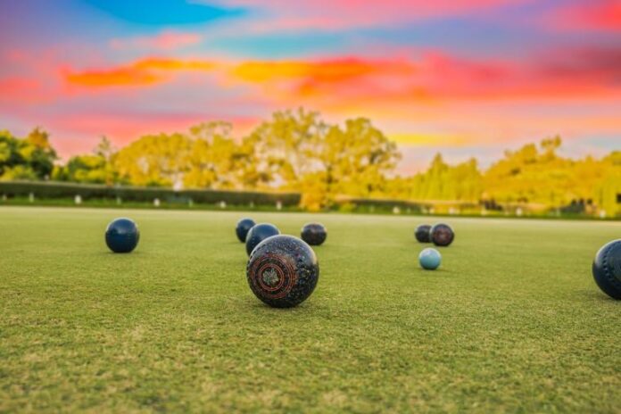 lawn bowls doesn’t claim to be in the same league as football or tennis, yet for decades it has maintained a stable core of dedicated fans worldwide.